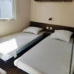 3 à La Haye *